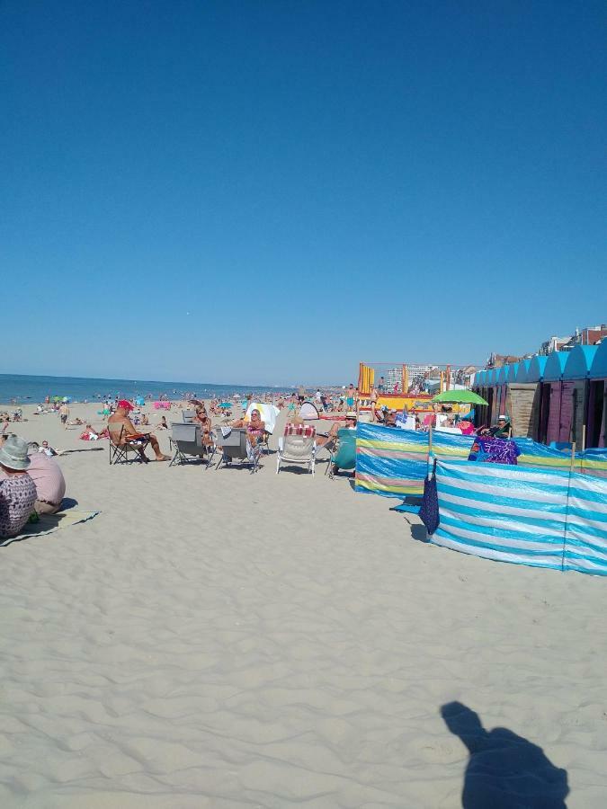 Dunkirk Meuble Saisonnier Plage المظهر الخارجي الصورة